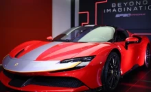 เฟอร์รารี่ Ferrari SF90 Stradale V8 ปี 2020