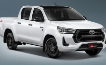 โตโยต้า Toyota Revo Double Cab Z-Edition 2.4 Mid AT 60th Anniversary ปี 2022