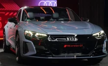 อาวดี้ Audi RS e-tron GT quattro ปี 2021