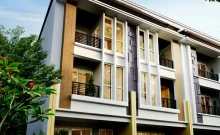 บ้านกลางเมือง สาทร-ตากสิน 2 (Baan Klang Muang)