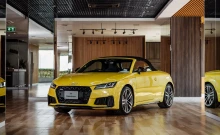 อาวดี้ Audi TT Roadster Final Icon Black ปี 2023