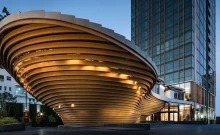 เดอะ โมนูเมนต์ ทองหล่อ (The Monument Thong Lo)