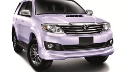 โตโยต้า Toyota Fortuner 3.0 V 2WD 50th Anniversary ปี 2012