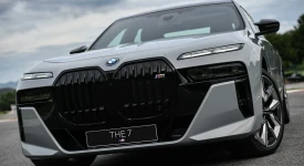 BMW M7 ทุกรุ่นย่อย