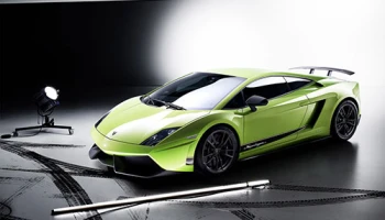 พาไปดูสเปคสุดเจ๋งของ Lamborghini Gallardo LP570-4 Superleggera ที่เบนซ์เรซซิ่งใช้