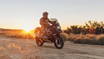 เผยโฉมมอเตอร์ไซค์ GS 4 รุ่นใหม่