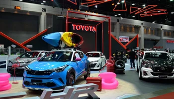 Toyota โชว์ C-HR "Groove" นำทัพรถแต่งสุดเท่ในงานบางกอก ออโต ซาลอน 2018