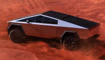 Tesla เรียกคืน Cybertruck เพราะ “แป้นคันเร่งลื่น” อาจเกิดอุบัติเหตุได้