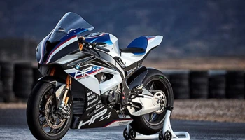 BMW Motorrad ตัดสินใจเดินหน้าผลิต HP4 Race โมเดลใหม่ล่าสุด เปิดตัวกันยายน ปี 2017