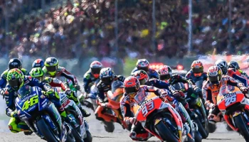 โดวิซิโอโซ ซิวแชมป์หลัง รอซซี่ หมดแรงใน BritishGP