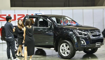 อีซูซุ จัดการแข่งขันทักษะด้านการขายและบริการหลังการขายเพื่อมาตรฐานระดับสากล ประจำปี 2558