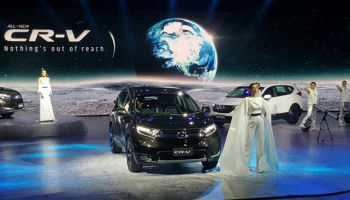 สุดยอดเทคโนโลยีล้ำ ความหรูหราสะดวกสบายเพิ่มขึ้นแบบ 7 ที่นั่ง