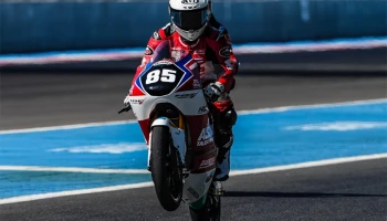 ไม้คิว-เกียรติศักดิ์ บิดไล่แซงสุดมันส์ คว้าแต้ม 2 เรซติด ในรายการ เอฟไอเอ็ม จูเนียร์จีพี เวิลด์ แชมเปี้ยนชิพ 2025 สนาม 4 ที่อารากอน