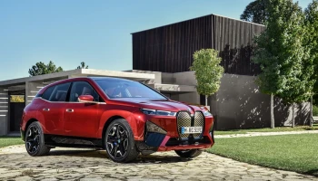 BMW iX รถยนต์ไฟฟ้าอเนกประสงค์ SAV ใหม่ วิ่งไกล 600 กม. ชาร์จเร็วสุด 10 นาที!!