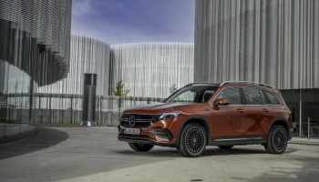 เมอร์เซเดส-เบนซ์ Mercedes-benz EQ EQB 250 AMG Line ปี 2023