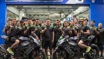 เปิดตัวทีมรถแข่ง Kawasaki Thailand Racing Team 2019 นำโดย ติ๊งโน๊ต และ ซีเค พร้อมตัวแข่ง ZX-10RR