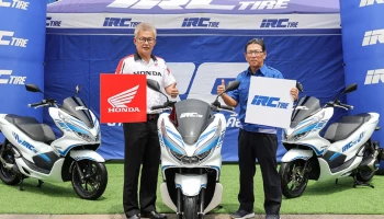 Honda ส่งมอบรถจักรยานยนต์ไฟฟ้าให้กับ IRC เพื่อลดมลพิษในโรงงาน พร้อมสร้างสังคมยั่งยืนในอนาคต