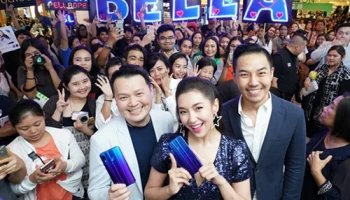 HUAWEI nova 3i สี Iris Purple วางจำหน่ายแล้ว! พร้อม "เบลล่า ราณี" นำทีมเซอร์ไพรซ์ลูกค้า