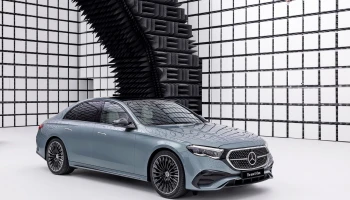 เมอร์เซเดส-เบนซ์ Mercedes-benz E-Class E 220 d AMG Line (Launch EDITION) ปี 2024