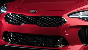 Kia Stinger 2018 ซีดานที่ผสานความหรูและสปอร์ตได้อย่างลงตัว