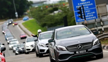 "สตาร์ ไดรฟ์" กิจกรรมท้าทายสมรรถนะเหล่าคอมแพกต์คาร์ เมอร์เซเดส-เบนซ์