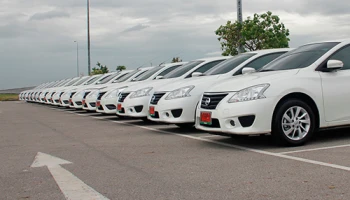Nissan ส่งมอบ 2 รุ่นรถยนต์คุณภาพให้บริษัทเช่ารถชื่อดัง EUROPCAR