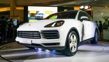 รถ SUV หรู 462 แรงม้าพลังไฮบริด