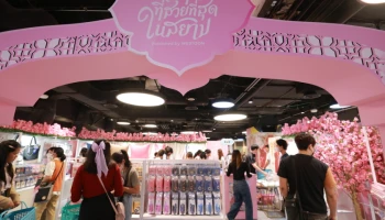 ฟินยกงาน “ฉันนี่แหละท่านขุนที่สวยที่สุดในสยาม POP-UP STORE” กระทบไหล่ครีเตอร์คนโปรด ดีกรีเจ้าของผลงานเบอร์หนึ่งเว็บตูนไทย