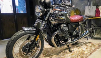 Moto Guzzi V7 III Anniversario รุ่นพิเศษ 10 คันในประเทศไทย
