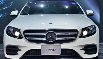 Mercedes-Benz รุกตลาดรถหรูรับปี 2560 เปิดตัว The E-Class รุ่นที่ 10 รุ่นประกอบในประเทศไทย