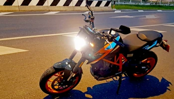 รีวิว KTM DUKE 690 R ดุ.. ดิบ.. พร้อมลุยทุกทริป!
