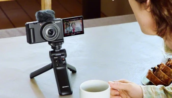 Sony ZV-1F กล้องคอมแพ็คท์สาย VLOG รุ่นใหม่ล่าสุด ปลุกพลังสร้างสรรค์ในตัวคุณ ราคาเพียง 17,990 บาท