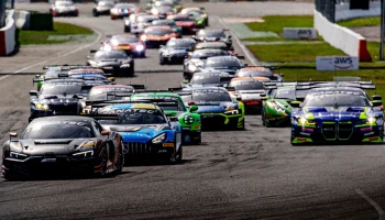 ศึกซูเปอร์คาร์พันล้าน GT World ดวลสนั่นมันส์ไม่แพ้ทุกสนามทั่วโลก พร้อม 2 นักแข่งไทยล่าชัยโฮมเรซ ในวันที่ 11-12 พ.ค.นี้