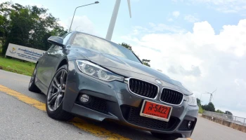 รีวิว BMW 330e M Sport รถพลังไฮบริด ปลั๊ก-อิน ชาร์จได้ ซิ่งดี
