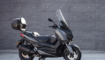 รวมของแต่งสุดเท่ จาก Yamaha XMAX 300