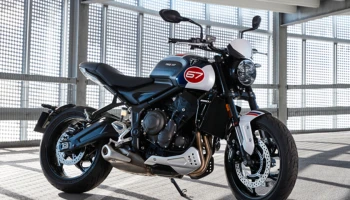 Triumph เปิดตัว Trident 660 รุ่นพิเศษ Triple Tribute Special Edition ที่มาพร้อมกราฟิกสมัยใหม่ที่ได้รับแรงบันดาลใจจาก Trident อันโด่งดังทั่วโลก ในราคา 319,000 บาท