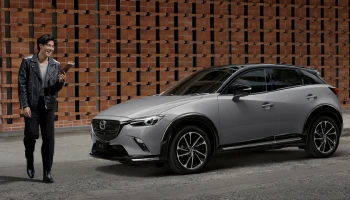 Mazda เปิดตัว New CX-3 ครอสโอเวอร์เอสยูวี ที่มากับคุณภาพคุ้มค่าเหนือราคา พร้อมดีไซน์ใหม่ที่เพิ่มความสปอร์ตพรีเมี่ยม และอัดเทคโนโลยีเต็มคันกว่าเดิม ราคาเริ่มต้นเพียง 770,000 บาท
