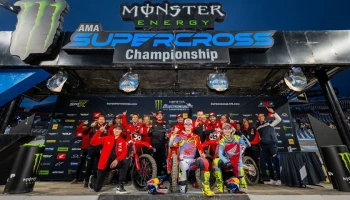 Honda HRC กรุยทางแชมป์! หลังพี่น้องลอว์เรนซ์ บิด CRF450R คว้าโพเดียม AMA Supercross สนามที่ 16
