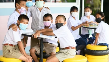 กรุงศรี ออโต้ พลิกโฉมกิจกรรมการตลาด ด้วยการ#เลิกรอ และชุบชีวิต-ส่งต่อเฟอร์นิเจอร์งานอีเวนต์ สู่อุปกรณ์เรียนรู้เพื่อโรงเรียนในพื้นที่ห่างไกล มุ่งหน้าสู่ความยั่งยืน