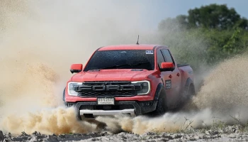 ฟอร์ดเฟ้นหา 6 ตัวแทนที่จะไปสัมผัสประสบการณ์พิชิตเส้นทางท้าทายในต่างแดนกับกิจกรรม ฟอร์ด เรนเจอร์ แร็พเตอร์-King of Tough