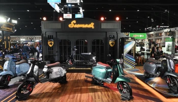 Scomadi เปิดตัวสกู๊ตเตอร์โมเดิร์น คลาสสิก สัญชาติอังกฤษ รุ่นล่าสุด TURISMO ELECTRONICA และ TURISMO PICCOLO 125i ให้เหล่าไรเดอร์ยลโฉมครั้งแรกใน มอเตอร์ เอ็กซ์โป 2023