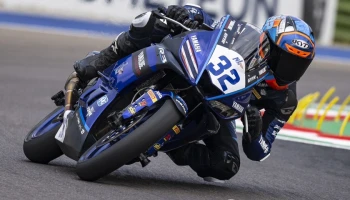 ไอเดีย-กฤตภัทร คว้าดับเบิลโพเดียมจากรายการ Yamaha R3 bLU cRU European Championship ที่อิตาลี