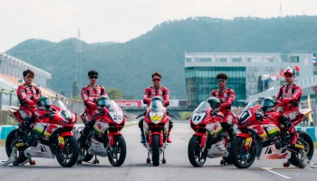 ฮอนด้า เรซซิ่ง ไทยแลนด์ พาเพลงชาติไทยกระหึ่ม หลังคว้าโพเดียม 2 รุ่น ARRC ตอกย้ำศักยภาพ CBR Series ที่จีน