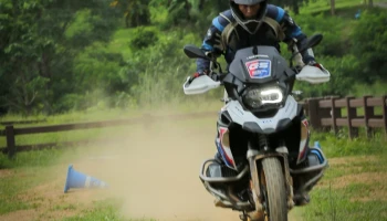 BMW Motorrad เชิญร่วมผจญภัยในประสบการณ์ GS Glamping กับ R 1250 GS