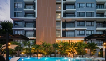 เคปทาวน์ ศรีราชา (Cape town Sriracha)