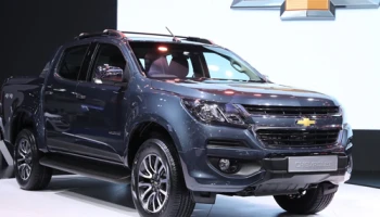 เชฟโรเลต เปิดตัวโคโลราโด ไฮ คันทรี สีใหม่ Dark Shadow Metallic ที่งานบางกอก มอเตอร์โชว์ ครั้งที่ 39