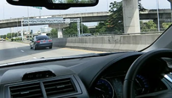 กรมการขนส่งทางบกยัน...ไม่ยกเลิกใบขับขี่ตลอดชีพแบบเก่า!