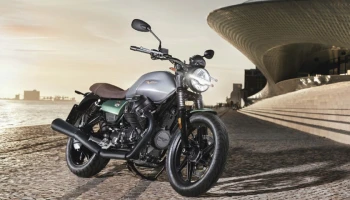Moto Guzzi V7 รุ่นพิเศษ Stone Centenario ครบรอบ 100 ปี 649,000 บาท