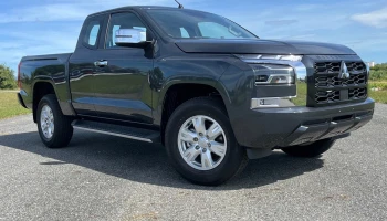 มิตซูบิชิ Mitsubishi Triton Mega Cab Plus 2.4 Ultra ปี 2023