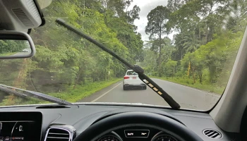 เวลาฝนตก ขับรถอย่างไรให้ปลอดภัย